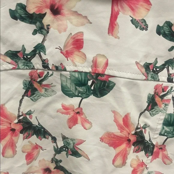 Bagatelle Women's Floral Leather Jacket - Cream and Pink - Picture 8 of 10